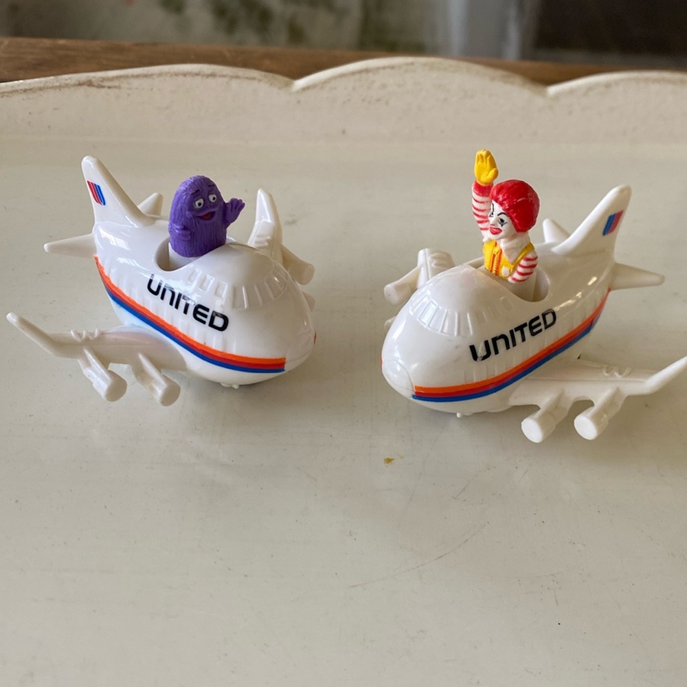 McDonald’s United Airlines Grimace Ronald McDonald Pull Back Toys - 1991
